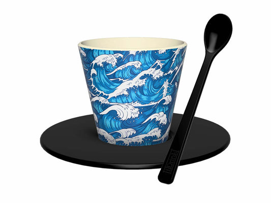 Set tazzina, piattino e cucchiaino in rpet Wave - Solo € 10.99! Acquista ora su ALLAN&DAYLE 